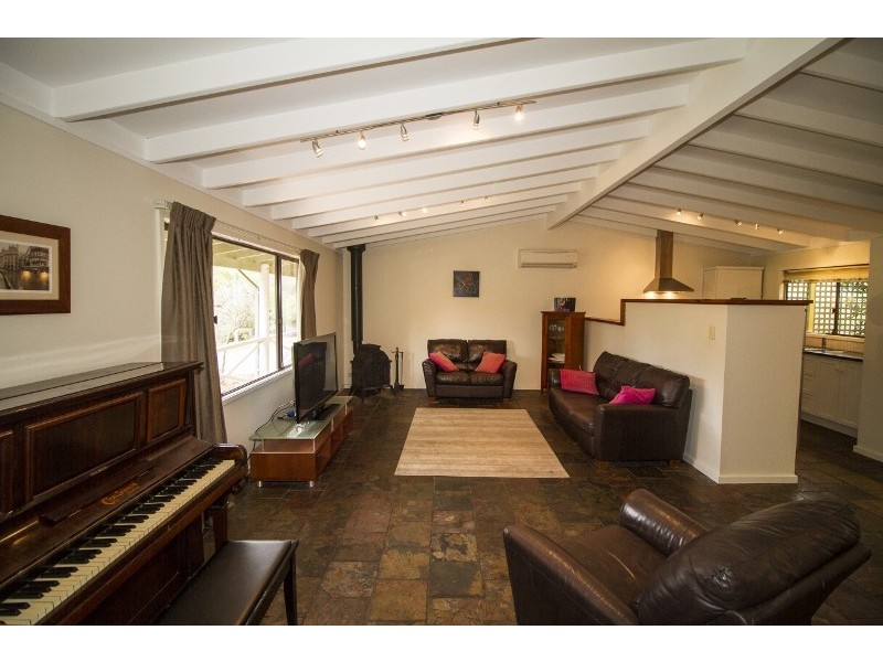 3 Springside Crescent, Glen Forrest WA 6071