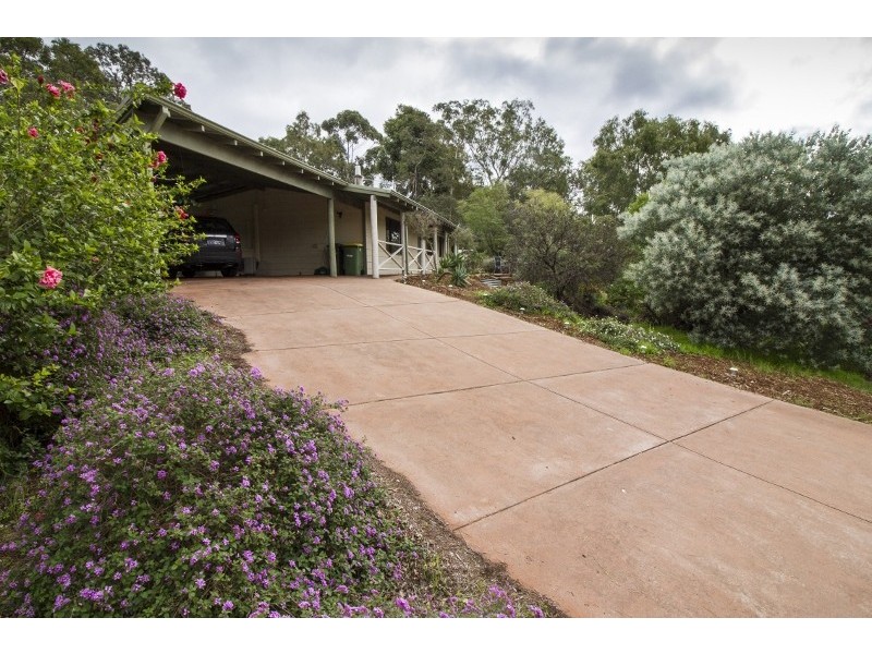 3 Springside Crescent, Glen Forrest WA 6071