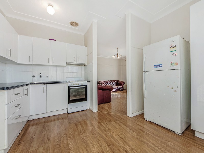 3 Waugh Avenue, Towradgi NSW 2518