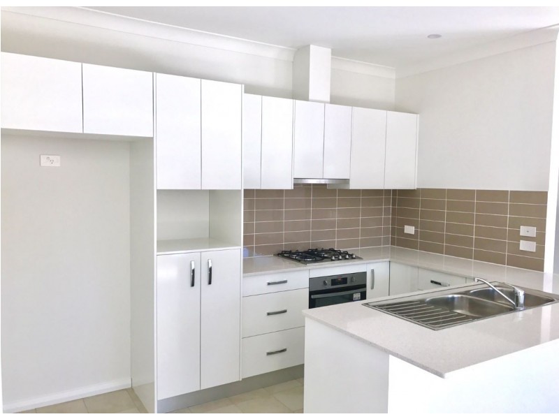 8A Williamson Street, Tarrawanna NSW 2518