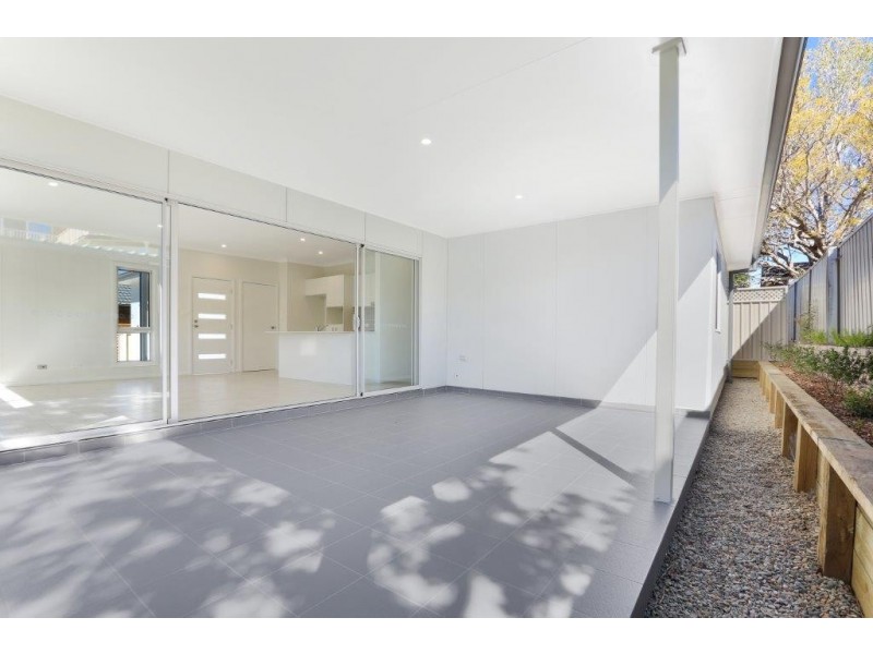 8A Williamson Street, Tarrawanna NSW 2518