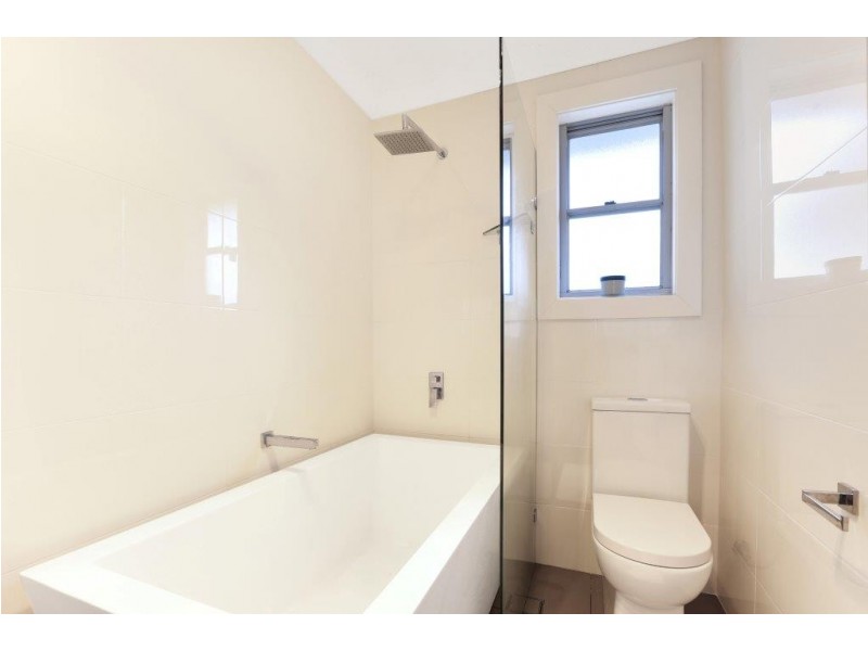 77a Nottingham Street, Berkeley NSW 2506