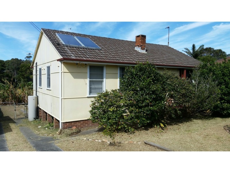 11 Westmacott Parade, Bulli NSW 2516