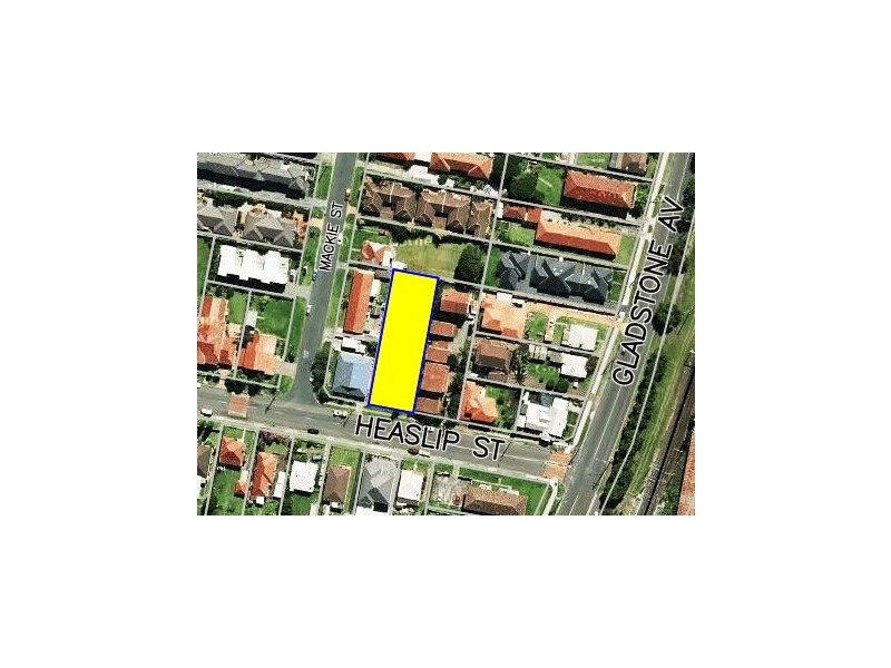 6 Heaslip Street, Coniston NSW 2500