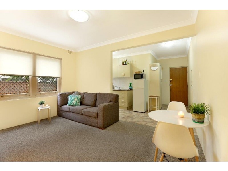 2/12 Market Place, Wollongong NSW 2500