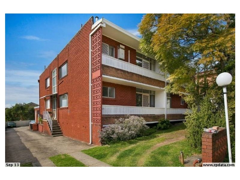 4/15 Hillcrest Street, Wollongong NSW 2500