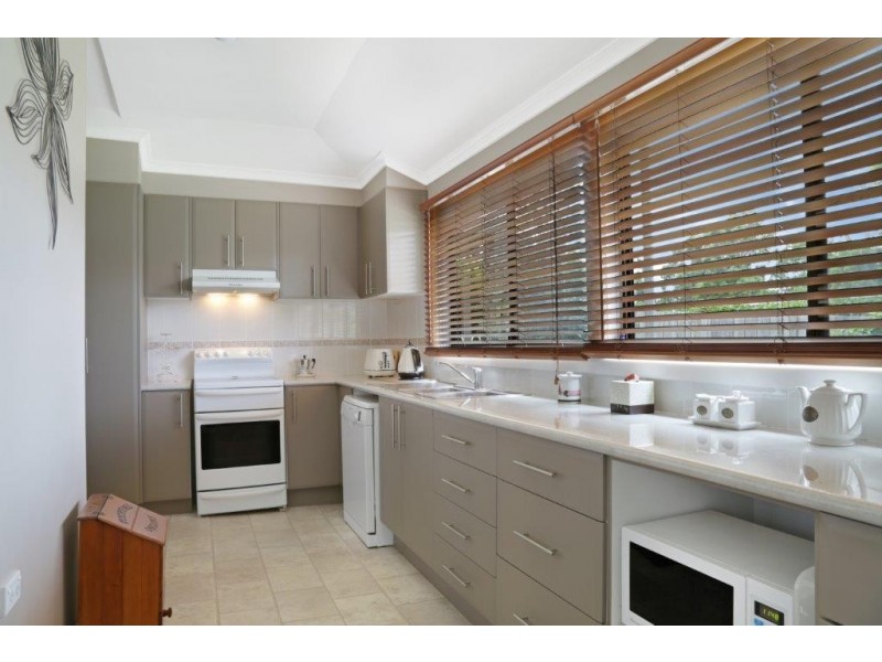 7 High Street, Thirroul NSW 2515