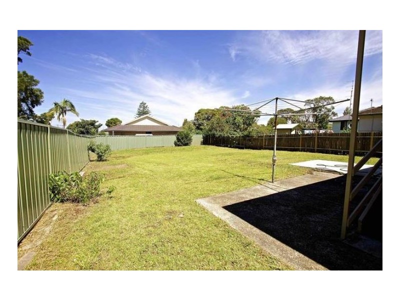 5 Cornwell Place, Berkeley NSW 2506
