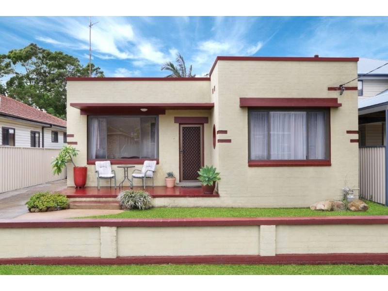 15 Byron Street, Bellambi NSW 2518