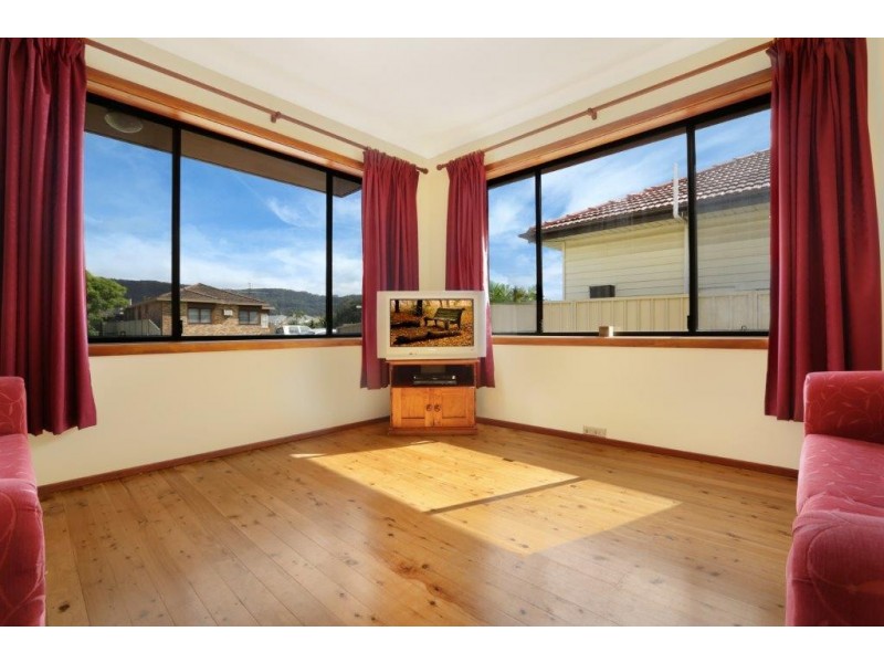 15 Byron Street, Bellambi NSW 2518