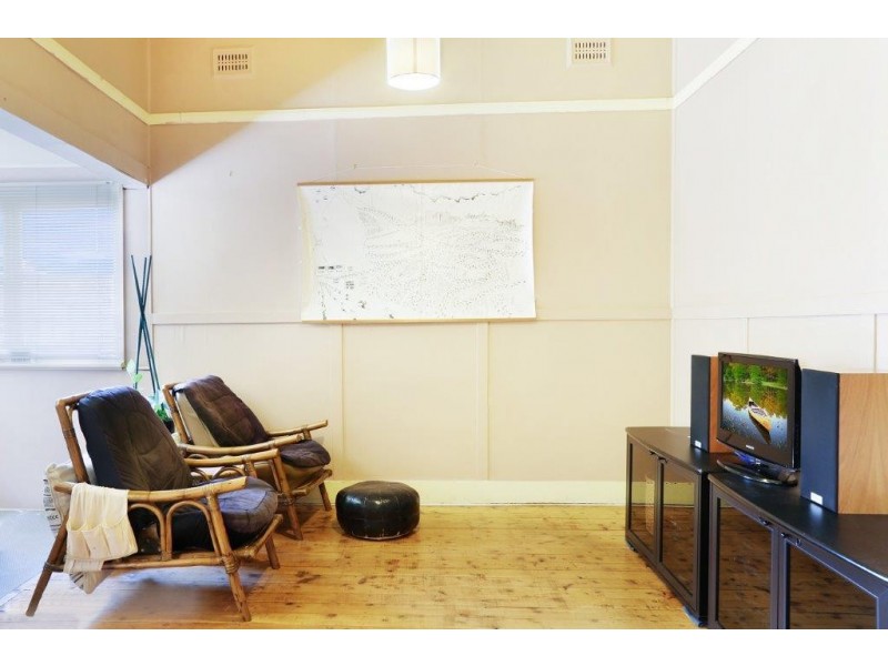 29 Bridge Street, Coniston NSW 2500