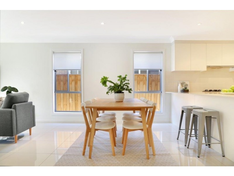 14 Samuel Close, Thirroul NSW 2515