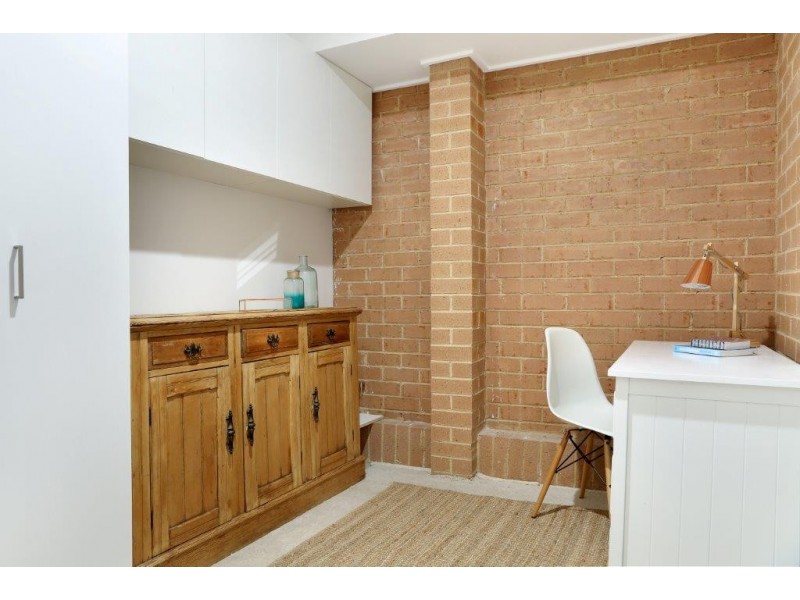 14 Samuel Close, Thirroul NSW 2515