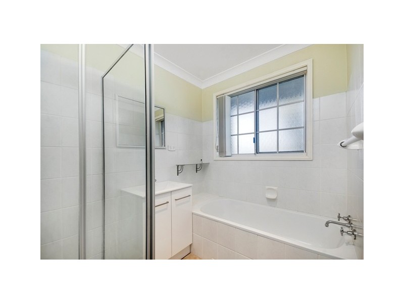 4/35 Lawrence Street, Woonona NSW 2517