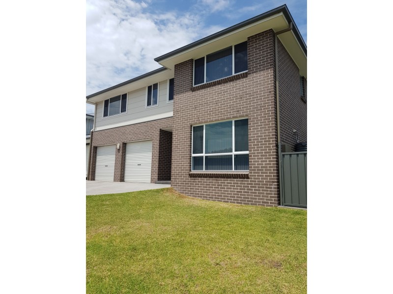 2/91 College Place, Flinders NSW 2529