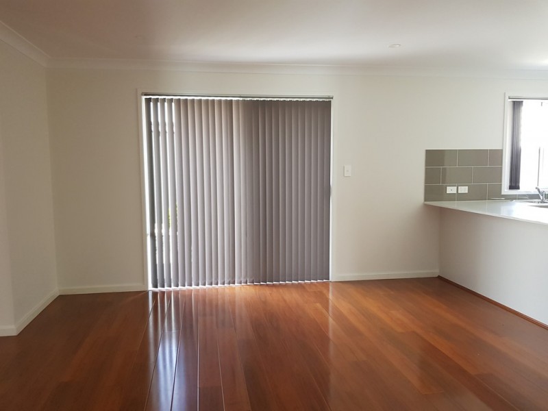 2/91 College Place, Flinders NSW 2529