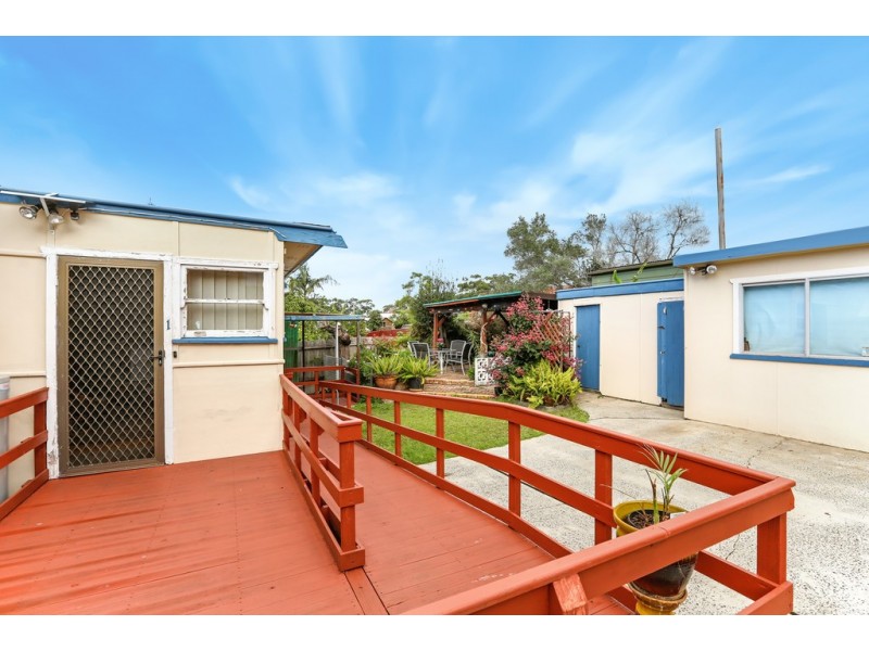 14 Thurston Crescent, Corrimal NSW 2518