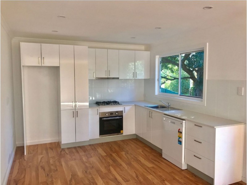 2/45 Yellagong Street, West Wollongong NSW 2500
