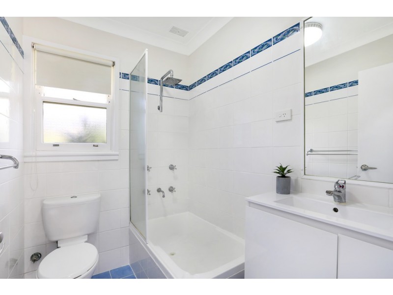 2/76 Carroll Road, East Corrimal NSW 2518