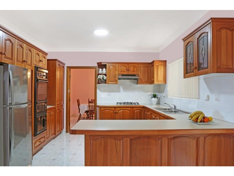 95 Derribong Drive, Cordeaux Heights NSW 2526