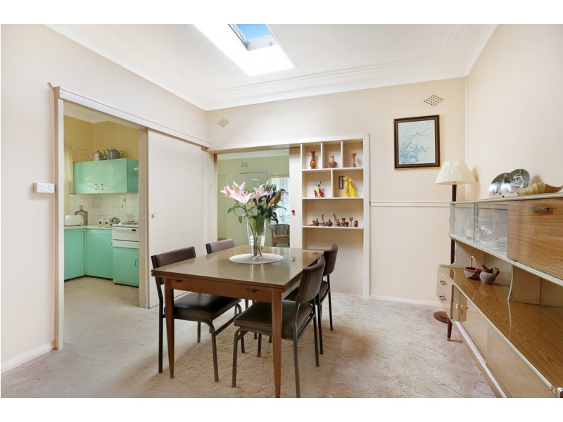 19 Beach Street, Bulli NSW 2516