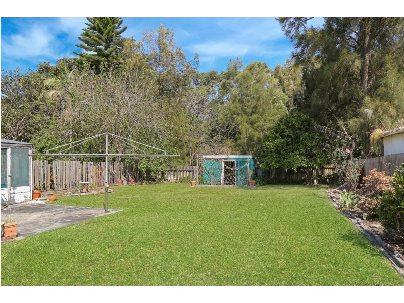 19 Beach Street, Bulli NSW 2516