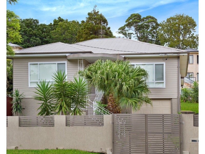 80 Heaslip Street, Coniston NSW 2500