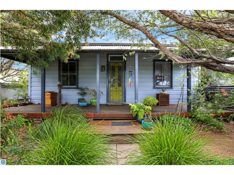 220 Rothery Street, Corrimal NSW 2518