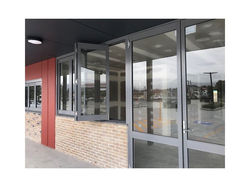 Shop 2/47-51 Princes Highway, Albion Park Rail NSW 2527