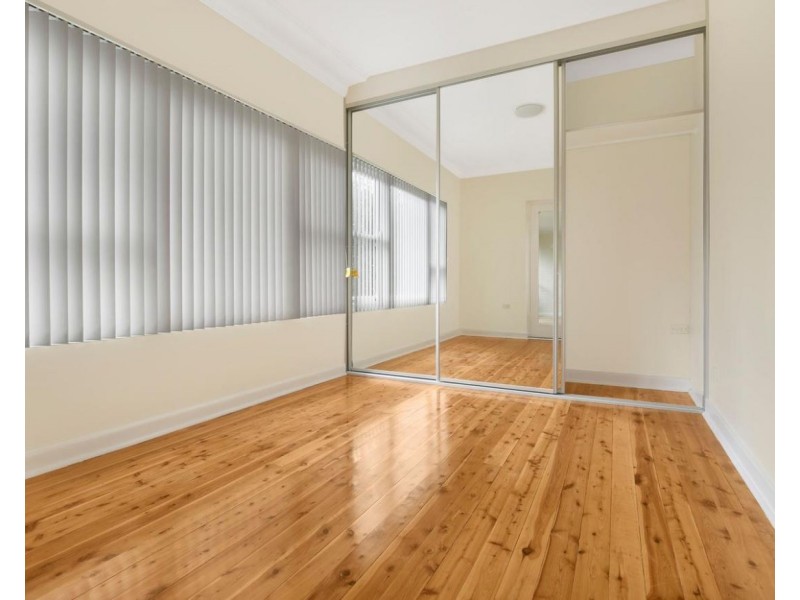 11 Catherine Street, Gwynneville NSW 2500