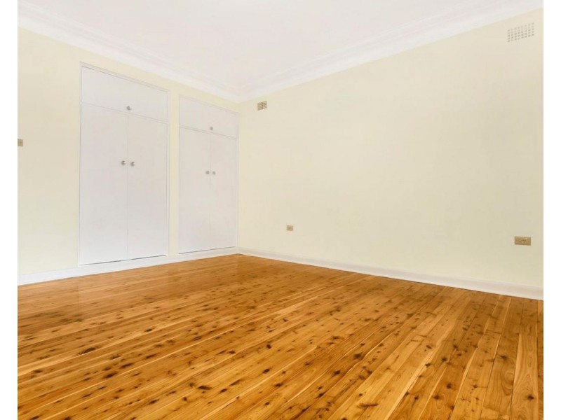 11 Catherine Street, Gwynneville NSW 2500