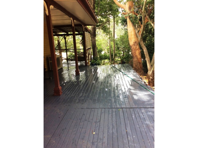 1 Avon Parade, Mount Kembla NSW 2526