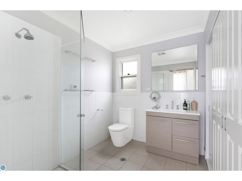 220 Rothery Street, Corrimal NSW 2518