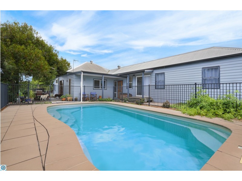 220 Rothery Street, Corrimal NSW 2518