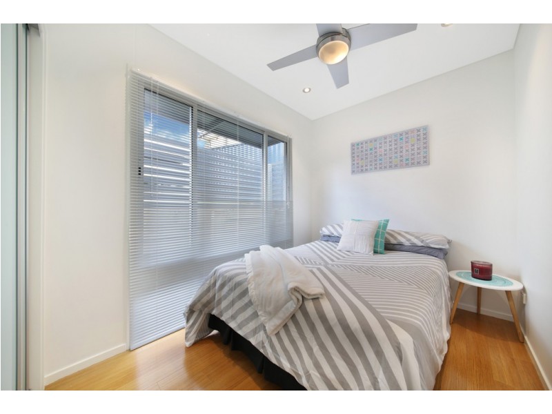 77 Nottingham Street, Berkeley NSW 2506