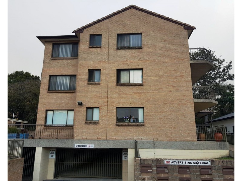 4/12 Denison Street, Wollongong NSW 2500