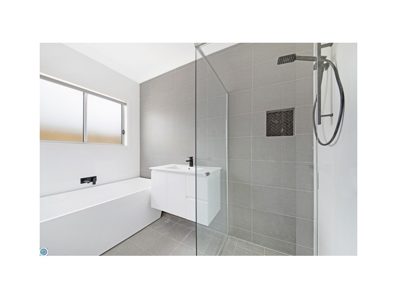 5a Nimmitabel Street, Tullimbar NSW 2527