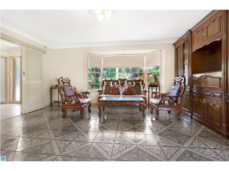 28 McAndrew Crescent, Mangerton NSW 2500