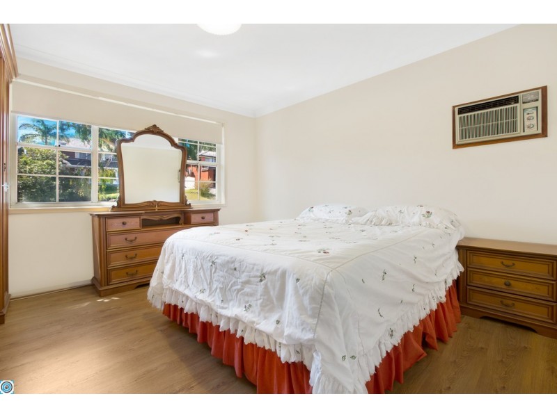 28 McAndrew Crescent, Mangerton NSW 2500