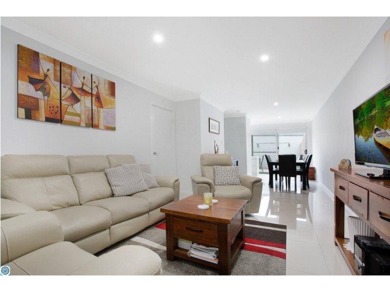 4/21 Pur Pur Avenue, Lake Illawarra NSW 2528