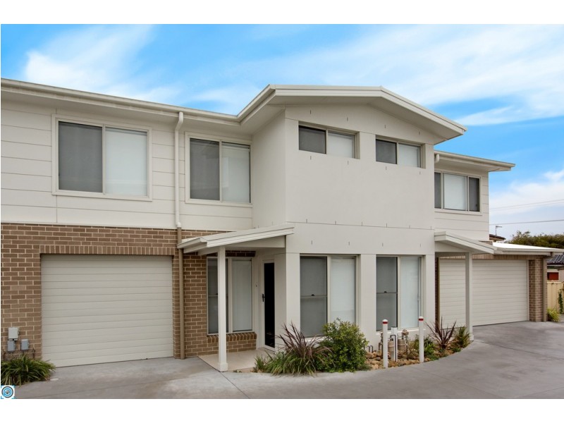 4/21 Pur Pur Avenue, Lake Illawarra NSW 2528