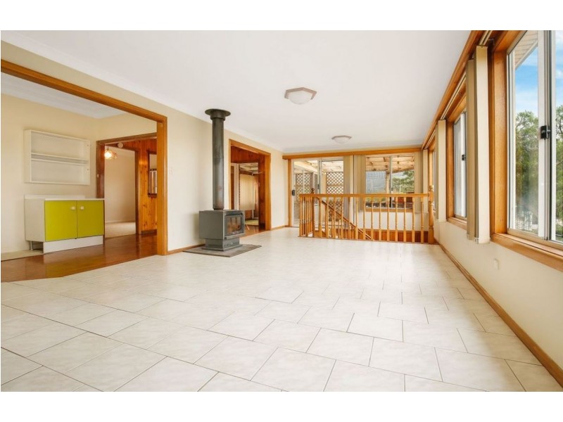 15 BUKARI STREET, West Wollongong NSW 2500