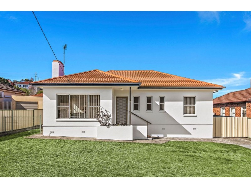 21 King Street, Warrawong NSW 2502