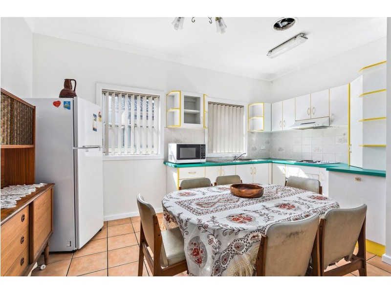 21 King Street, Warrawong NSW 2502