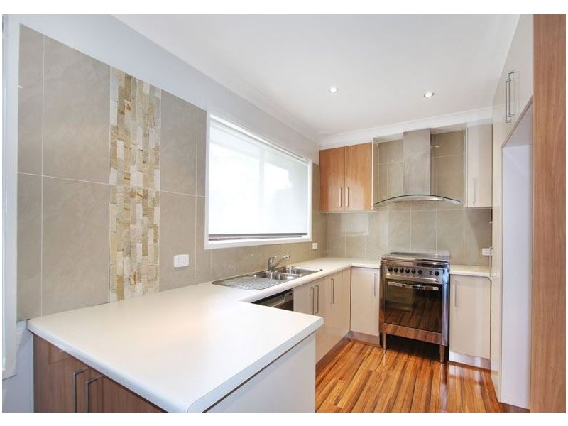 297 Farmborough Road, Farmborough Heights NSW 2526