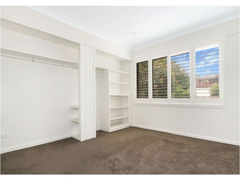 297 Farmborough Road, Farmborough Heights NSW 2526