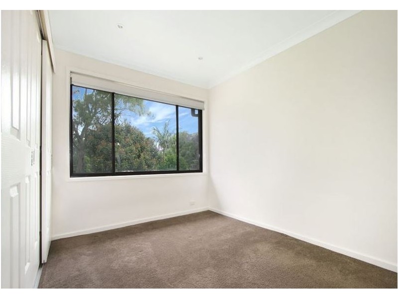 297 Farmborough Road, Farmborough Heights NSW 2526