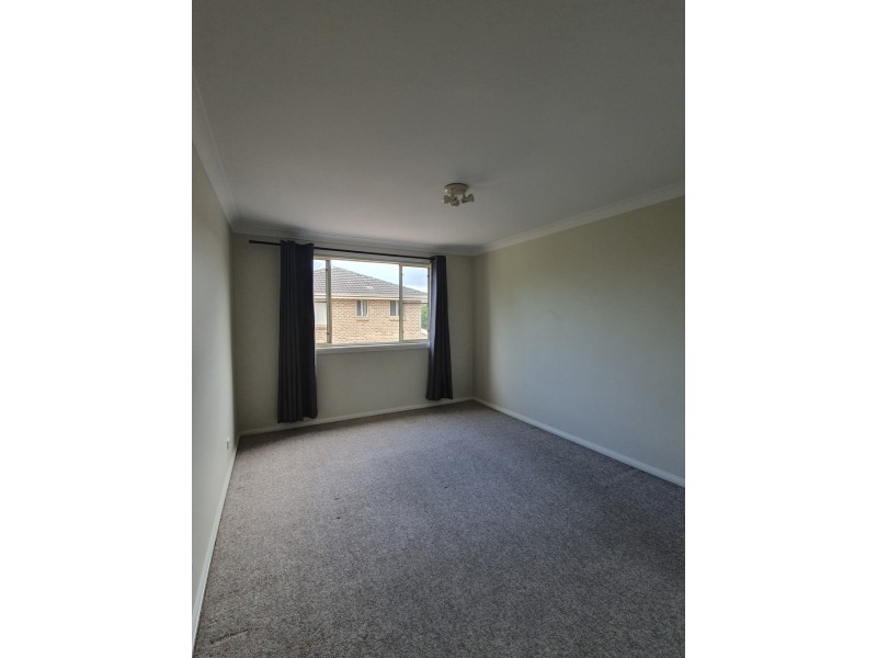 2/7 Platypus Close, Figtree NSW 2525