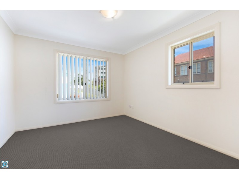 1/25 Gladstone Avenue, Wollongong NSW 2500