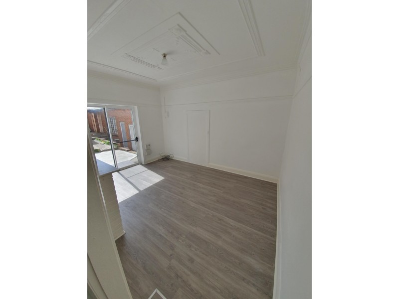 5/27 Bridge Street, Coniston NSW 2500